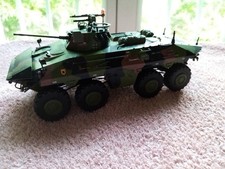 Belle maquette du char moderne 8X8 allemand au 1/35
