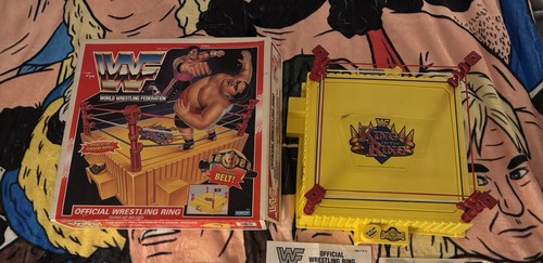Hasbro 1993 wwf official ring - hasbro,