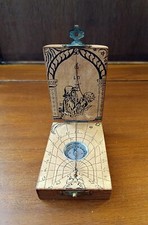 Cadran solaire portatif avec boussole – Style Renaissance – Japon années 60