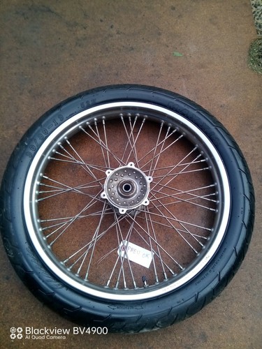 Roue jante avant pneu - roue, ok