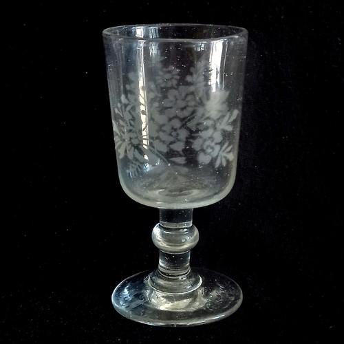 Beau verre pied - verre, À