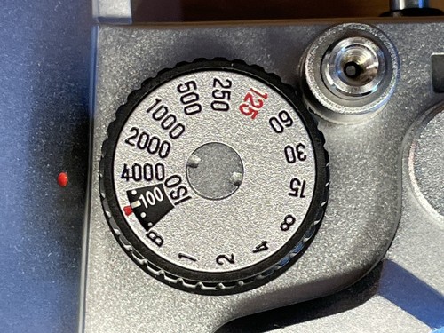 Rare 4000 mécanique - 1/4000,