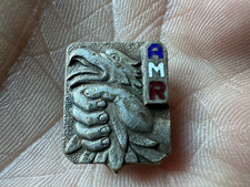 Insigne boutonnière militaire  DRAGO "AMR", numéroté