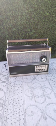 Poste radio transistor - de, a