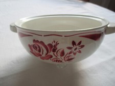 ANCIENNE SOUPIERE, LEGUMIER, CACHE POT, PORCELAINE OPAQUE DE BADONVILLER,