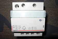 Transformateur pour sonnerie 230V vers 24V à 12V et 24VA à 18VA, LEGRAND 413093