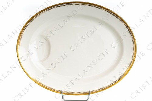 Plat ovale incrustations - , or