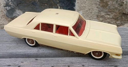 Voiture miniature opel - 1/19,