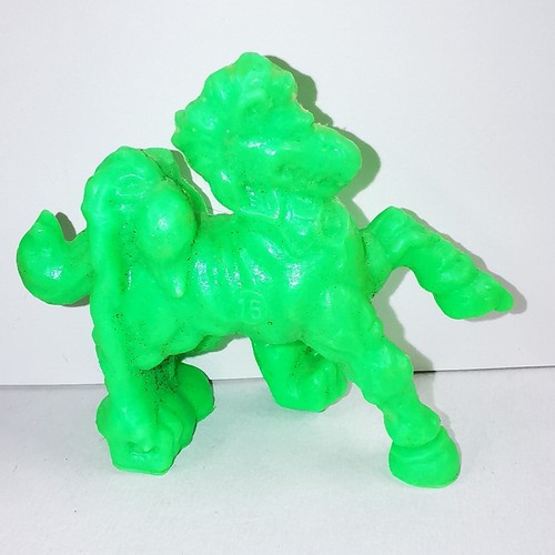 Figurine monster pocket - figurine,
