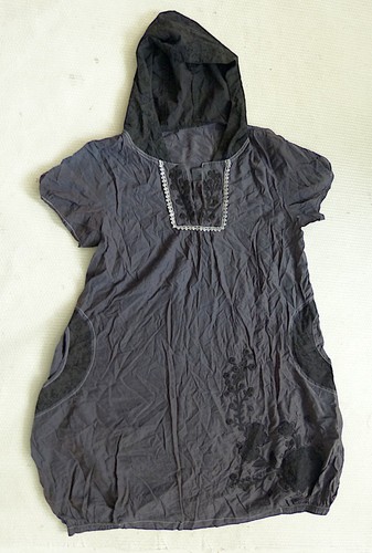 Robe capuche créateur - robe,
