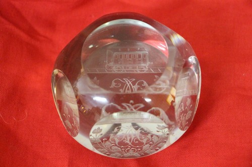 Presse papier cristal - presse,