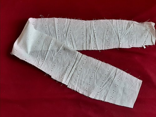 Coupon broderie anglaise - broderie,