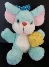 B1. Doudou peluche SOURIS FROMAGE GRUYERE bleu jaune blanc VINTAGE 30cm - TBE