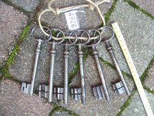 LOT A726 DE 6 TRES GRANDE CLÉ CLÉS CLEFS CLEF ANCIENNES DE PORTE SERRURE
