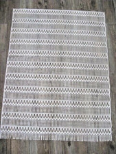 RIDEAU BLANC - FACON MACRAME - 89 x 119 (J-39)