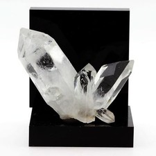 Quartz. 197.3 ct. Col de La