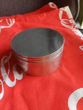 Grinder xxl 10 cm , 4 éléments , neuf