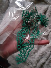 12 Petites Pieces Vertes