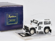 CB MODELLI Excalibur CBEX12 LAND ROVER DEFENDER 90 TDI 'UN' 1999 résine 1/43