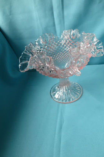Ancienne coupe sur pied - , en