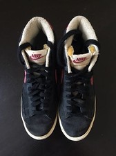 Nike blazer noir/bordeaux 38,5