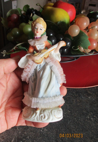 Ancienne statuette biscuit - ancienne,