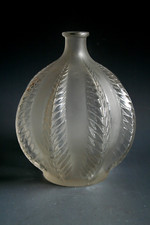 VASE EN VERRE RENE LALIQUE