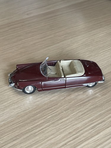 Norev hachette citroen ds 19 - hachette,
