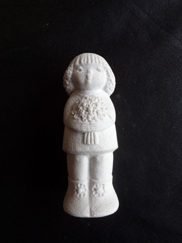 FIGURINE