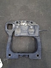 Serrure de capot PEUGEOT 208 1