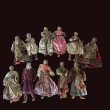 ensemble de 11 personnages de crèche napolitaine XIX° 20-22 cm . santons
