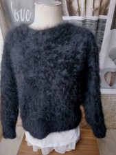Ample Pull Angora Noir  ANNY