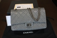sac Chanel Jumbo maxi 2.55 cuir vieilli  excellent état