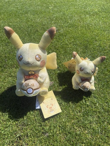 Plush peluches pikachu 30th - plush,