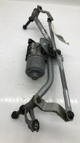 Moteur essuie glace avant