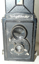 VOIGTLANDER BRILLANT APPAREIL PHOTO ANCIEN AVEC SON ETUI  §135