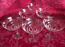6 Coupes De Champagne En
