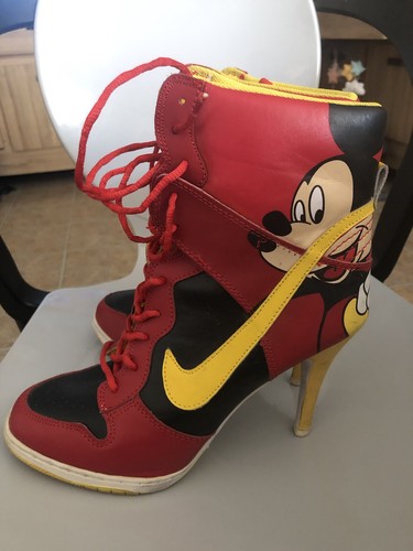 Rare nike dunk sb - dunk, mickey
