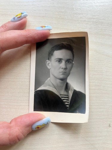 1970s young guy soldier - young,