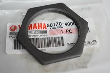 Ecrou  embrayage  500 530 TMAX