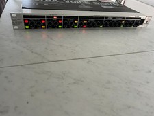 behringer VX2496 ultravoice