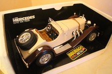 BURAGO 1/18 : MERCEDES BENZ