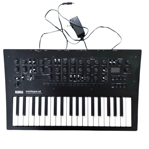 Synthétiseur analogique