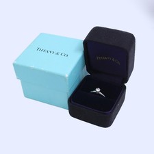 TIFFANY & CO. Solitaire