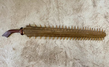 Grand rostre de requin-scie monté en épée décorative + CITES