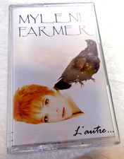 K7 CASSETTE AUDIO COULEUR  MYLENE FARMER L'AUTRE  2019  / 10 TITRES NEUF