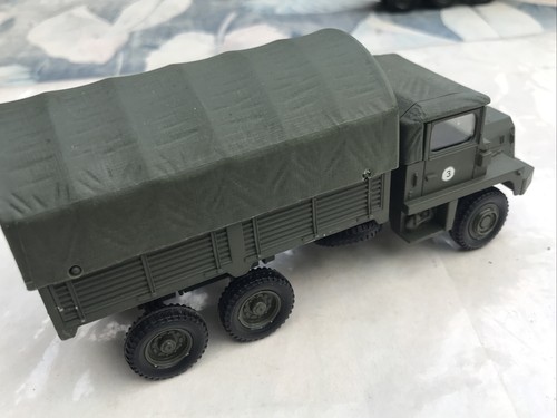Solido 50 militaria - ,