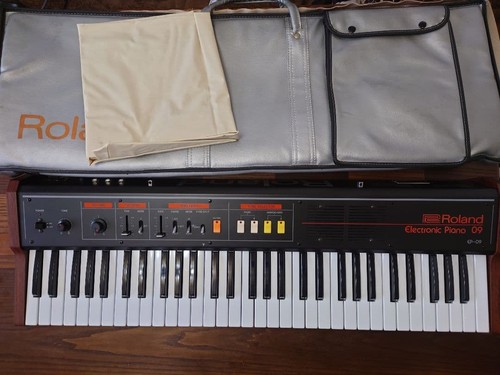 Roland vintage keyboard - ep-09,