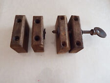 Verrous de Fermeture de Table Ancienne à Allonges Incomplets