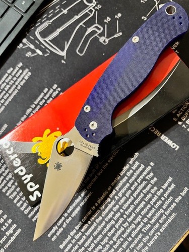 Spyderco paramilitary s110v - spyderco,